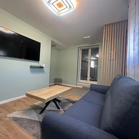 1 Апартаменты *